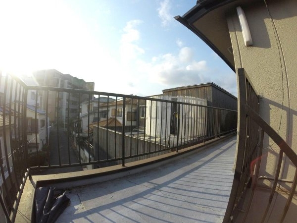 箕面市瀬川４丁目のマンション