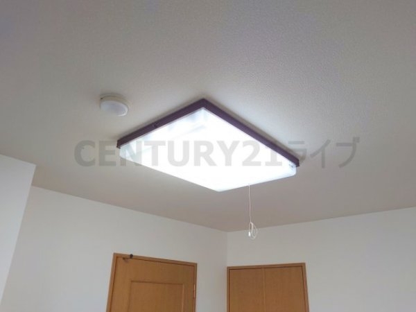 川西市一庫３丁目のマンション