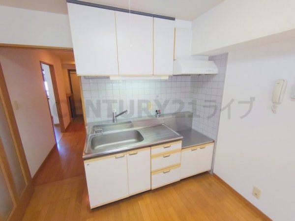 川西市一庫３丁目のマンション