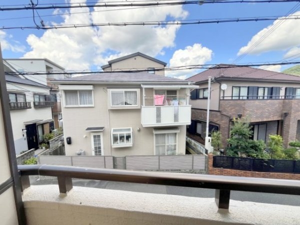 川西市美園町のマンション