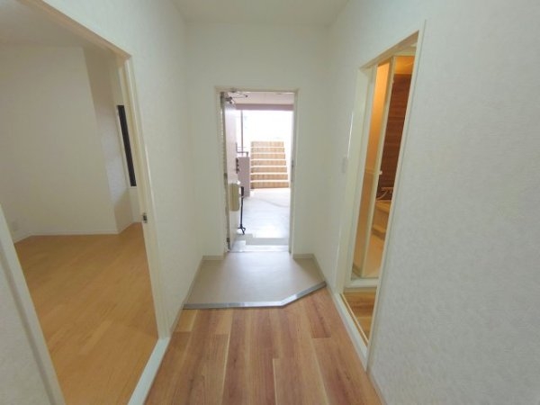 宝塚市小浜５丁目のマンション