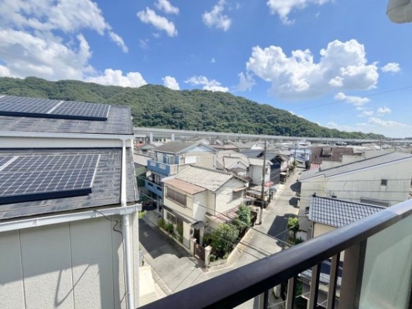 川西市出在家町のマンション