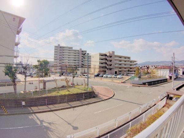 宝塚市山本丸橋２丁目のマンション