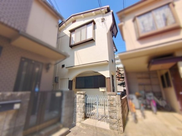 宝塚市米谷２丁目の貸家