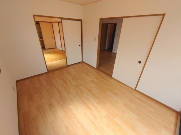 川西市東畦野１丁目のアパート