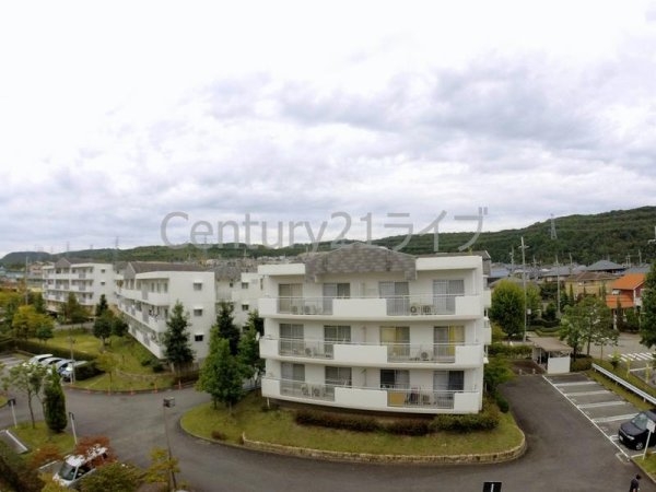 西宮市東山台２丁目のマンション
