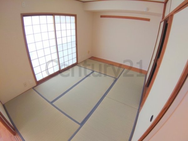 宝塚市中山五月台５丁目のマンション