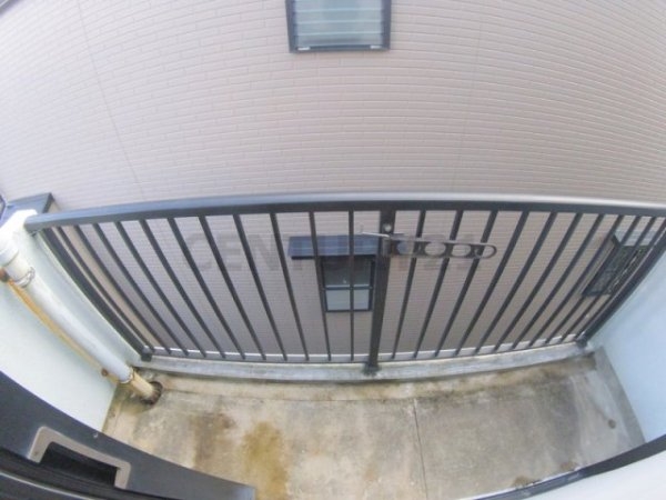 川西市花屋敷１丁目のマンション