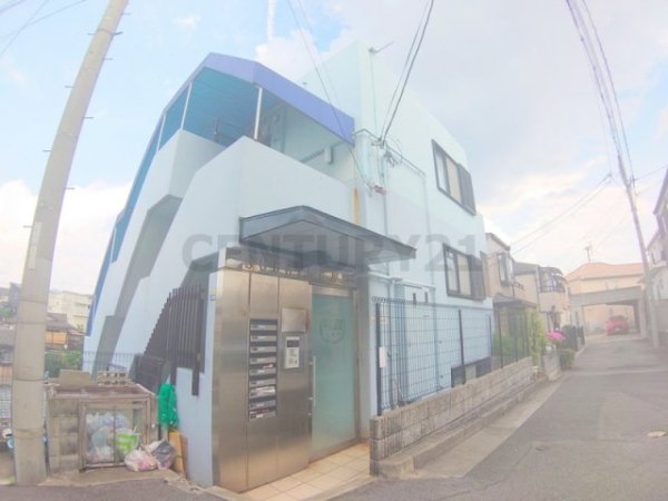 川西市花屋敷１丁目のマンション