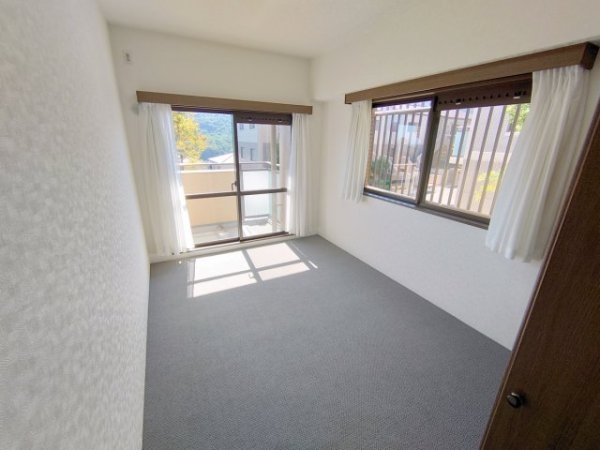 西宮市東山台２丁目のマンション