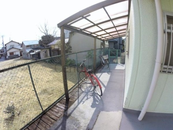 宝塚市高司２丁目のマンション