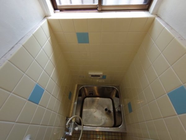 川西市加茂４丁目のテラスハウス