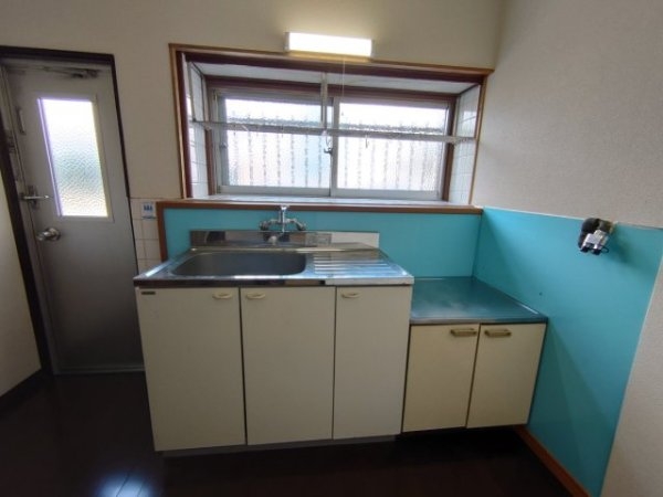 川西市加茂４丁目のテラスハウス