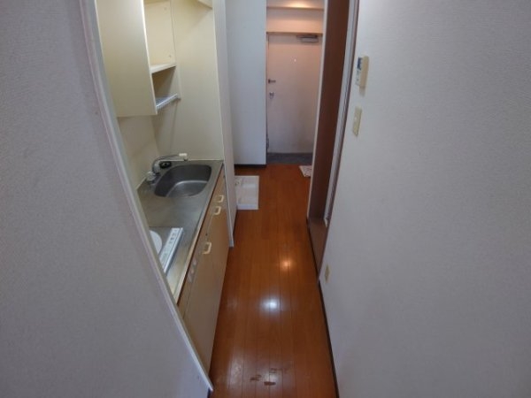 川西市花屋敷１丁目のマンション