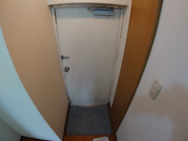 川西市花屋敷１丁目のマンション