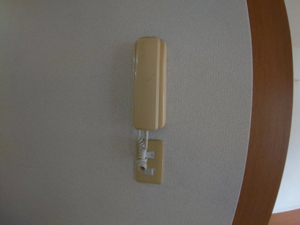 川西市花屋敷１丁目のマンション