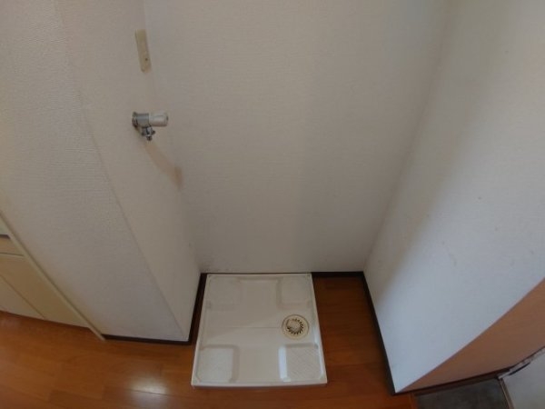 川西市花屋敷１丁目のマンション