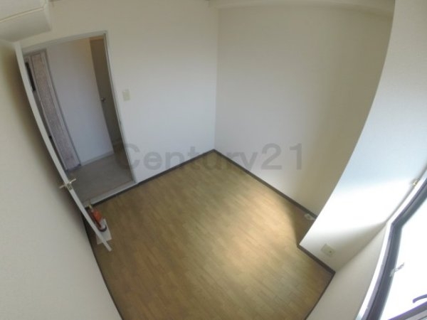 伊丹市中野東２丁目のマンション