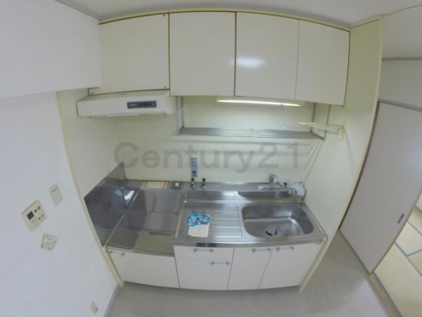 伊丹市中野東２丁目のマンション