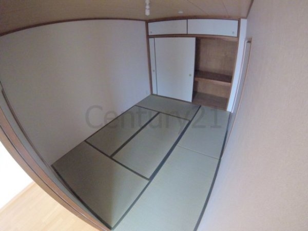 西宮市上甲東園２丁目のマンション
