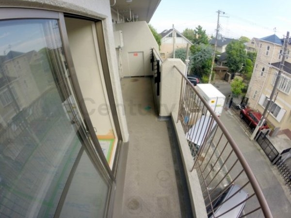 西宮市上甲東園２丁目のマンション
