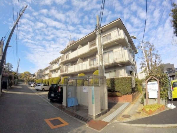 西宮市上甲東園２丁目のマンション