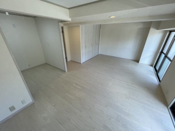 宝塚市小林２丁目のマンション