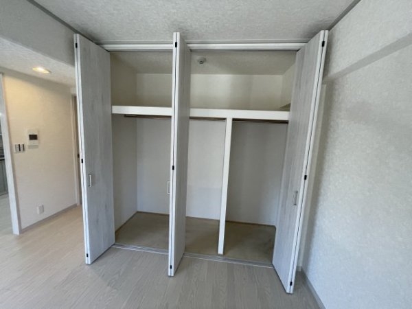 宝塚市小林２丁目のマンション