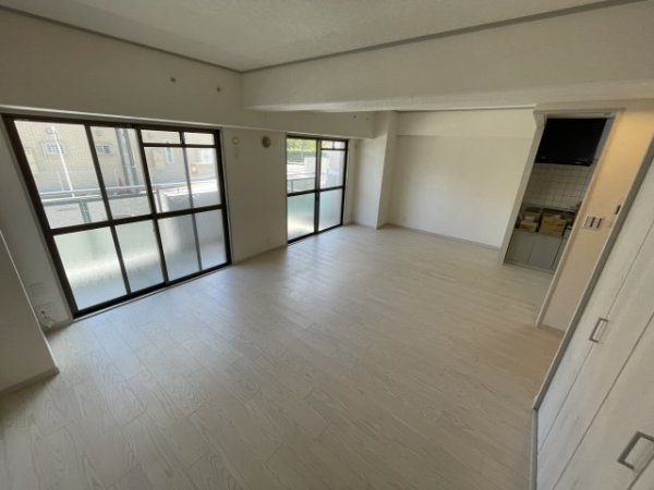 宝塚市小林２丁目のマンション