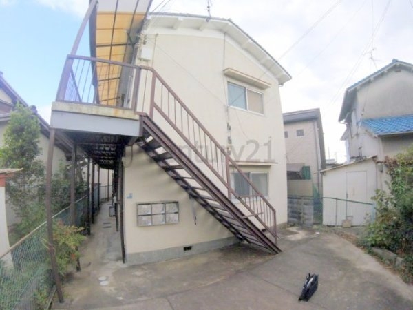 宝塚市平井２丁目のアパート
