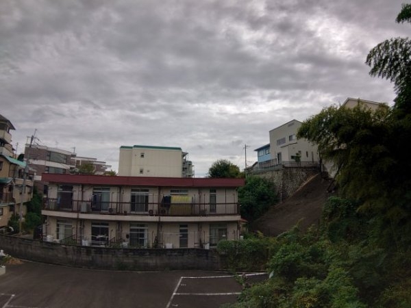 川西市花屋敷１丁目のアパート