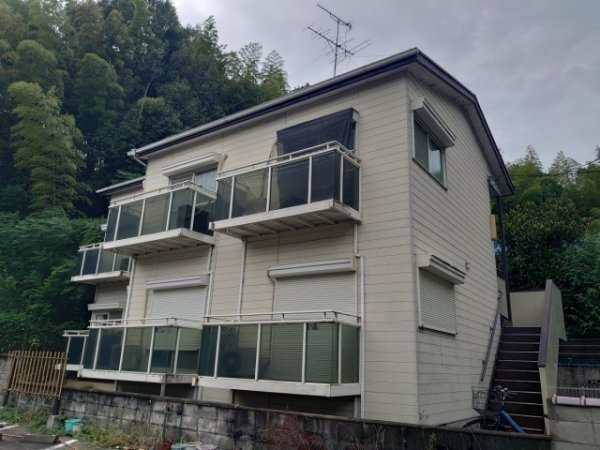 川西市花屋敷１丁目のアパート