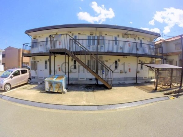 川西市東多田２丁目のアパート