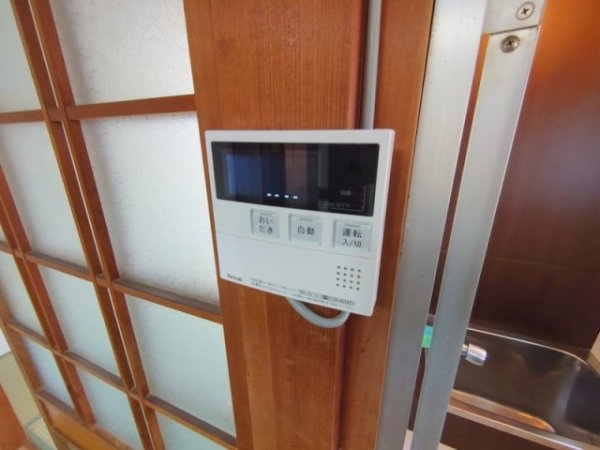 川西市南花屋敷２丁目の貸家