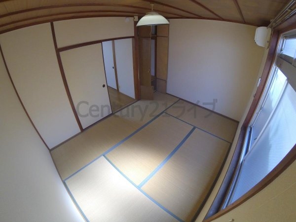 宝塚市山本野里１丁目のマンション