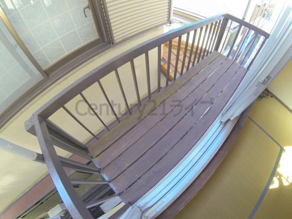 宝塚市山本野里１丁目のマンション