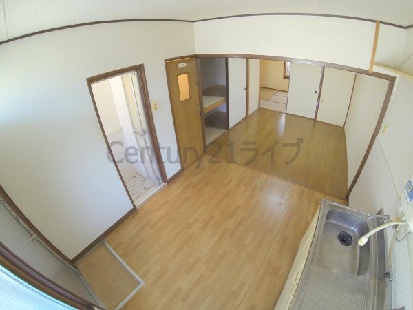 宝塚市山本野里１丁目のマンション