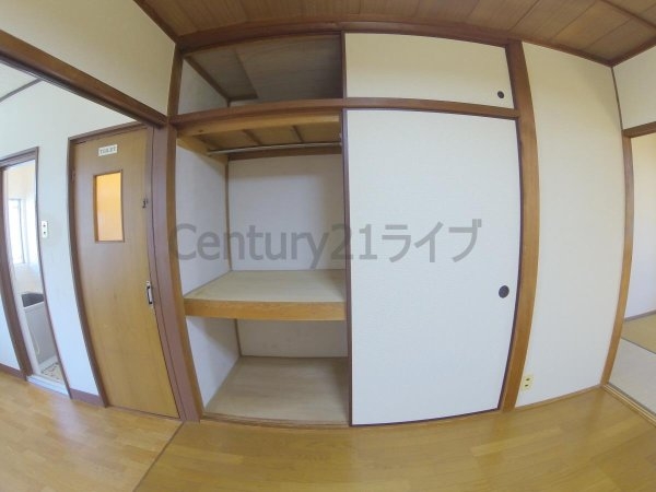 宝塚市山本野里１丁目のマンション