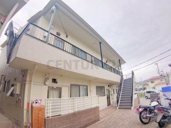 宝塚市泉町のマンション