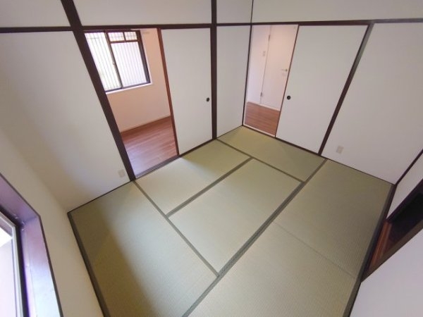 宝塚市野上２丁目のマンション