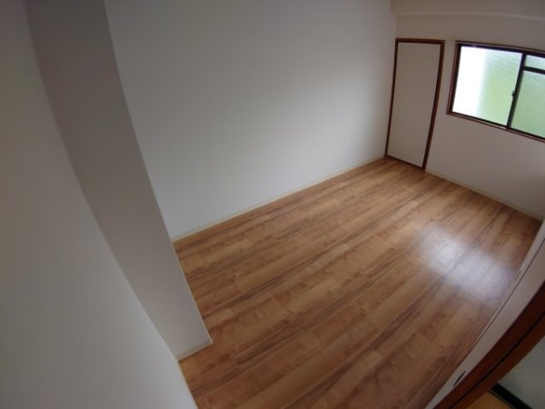 伊丹市北野６丁目のマンション