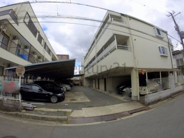 川西市山下町のマンション