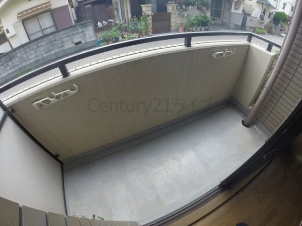 宝塚市安倉中６丁目のマンション