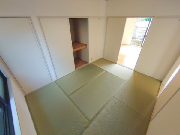 西宮市樋ノ口町１丁目のアパート