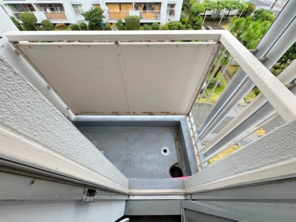 宝塚市鹿塩１丁目のマンション