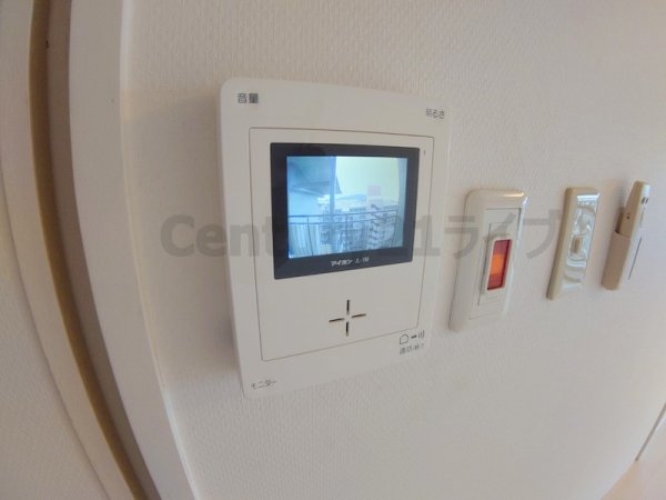 宝塚市伊孑志４丁目のマンション