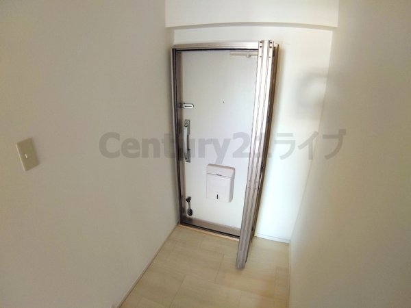 宝塚市伊孑志４丁目のマンション