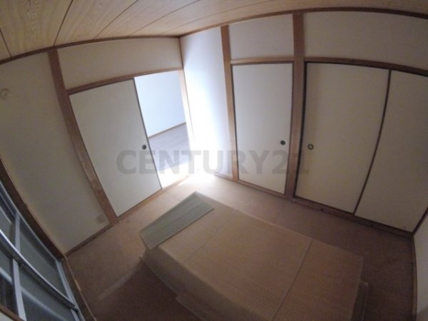 川西市清和台東２丁目のマンション