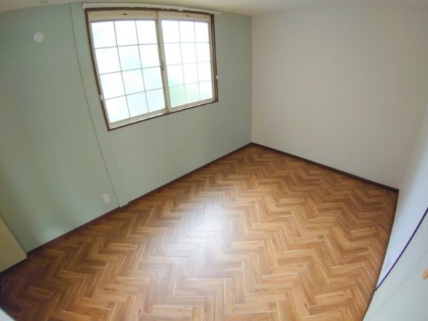 伊丹市行基町４丁目のアパート