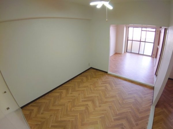 宝塚市山本東２丁目のマンション